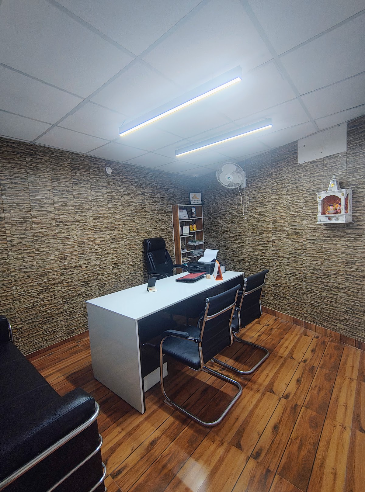 Flexible Office Space in Joy's Co-working Spaces | Vibhuti Khand, Gomti Nagar, Lucknow office space in Lucknow