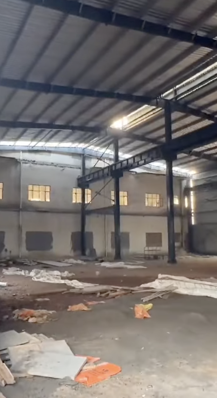 4050 Sq. Mtr. | North Facing Factory for Lease in HSIIDC Kundli, Sonipat | 3 Floor Office + Shed | 55000 Sq. Ft. Built-Up Area | 55 Ft. Shed Ceiling Height office space in Sonipat
