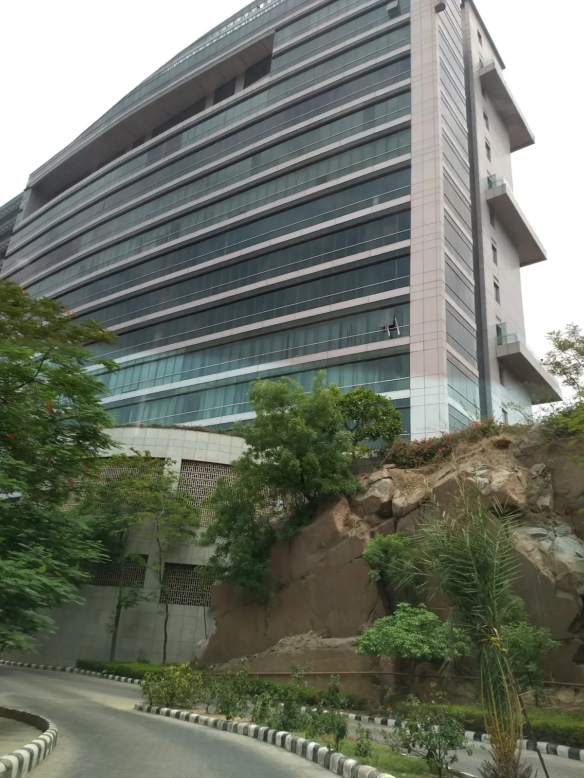 Pinnacle Business Tower |  Surajkund, Faridabad | Space Available for Rent office space in Faridabad